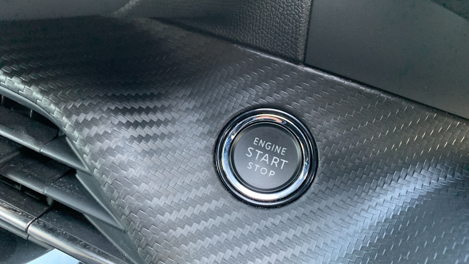 Used Peugeot 2008 2024 for sale - 77132437: Photo 31