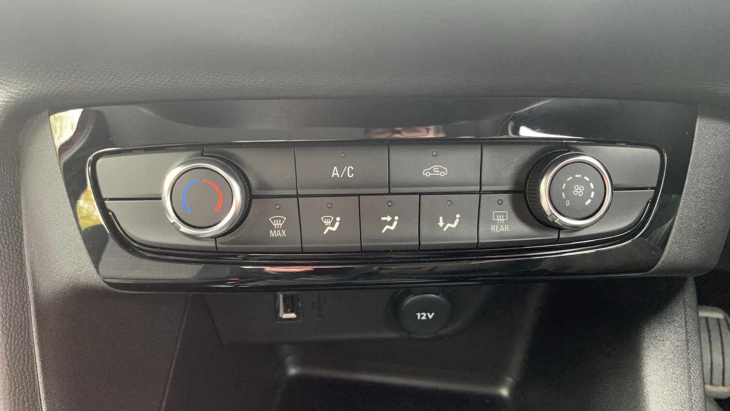 Used Vauxhall Corsa 2023 for sale - 76458398: Photo 32