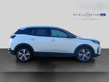 Used Peugeot 3008 2023 for sale - 79795382: Photo