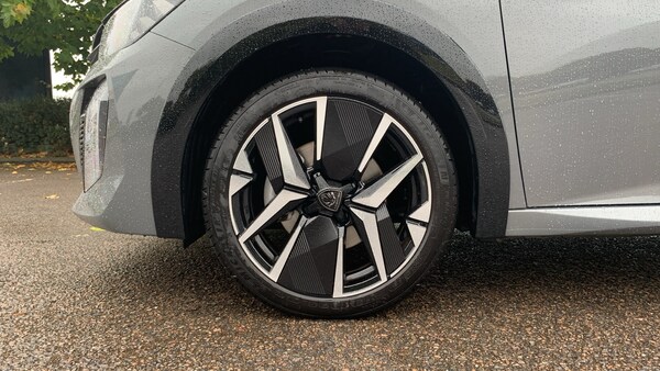 Used Peugeot 208 2024 for sale - 76086051: Photo 14