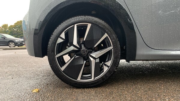 Used Peugeot 208 2024 for sale - 76086051: Photo 16