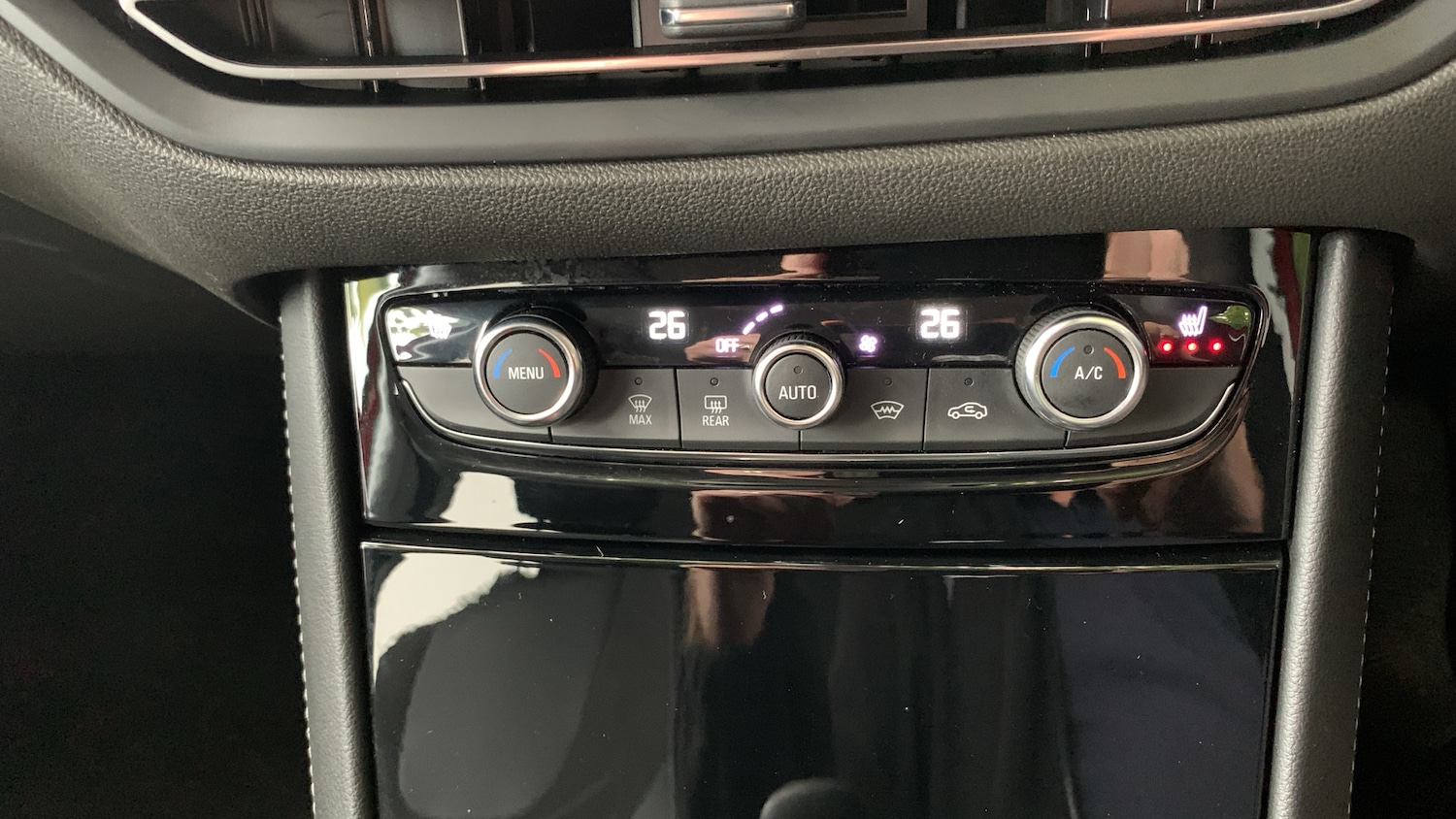 Used Vauxhall Grandland 2024 for sale - 76228693: Photo 30