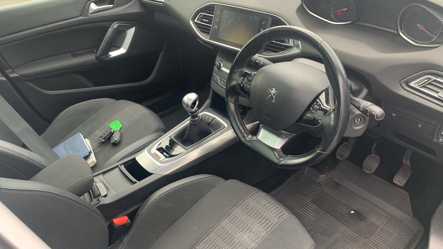 Used Peugeot 308 2018 for sale - 76634743: Photo 11