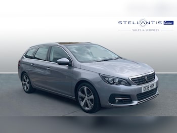Used Peugeot 308 2018 for sale - 76634743: Photo