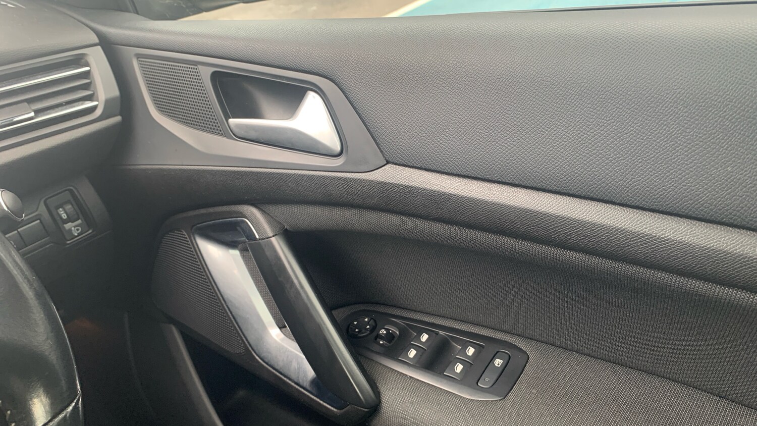 Used Peugeot 308 2018 for sale - 76634743: Photo 22