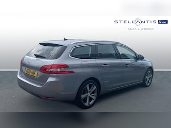 Used Peugeot 308 2018 for sale - 76634743: Photo
