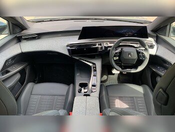 Used Peugeot 5008 2025 for sale - 78320118: Photo