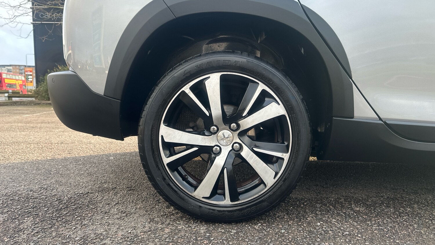 Used Peugeot 2008 2017 for sale - 77551350: Photo 16