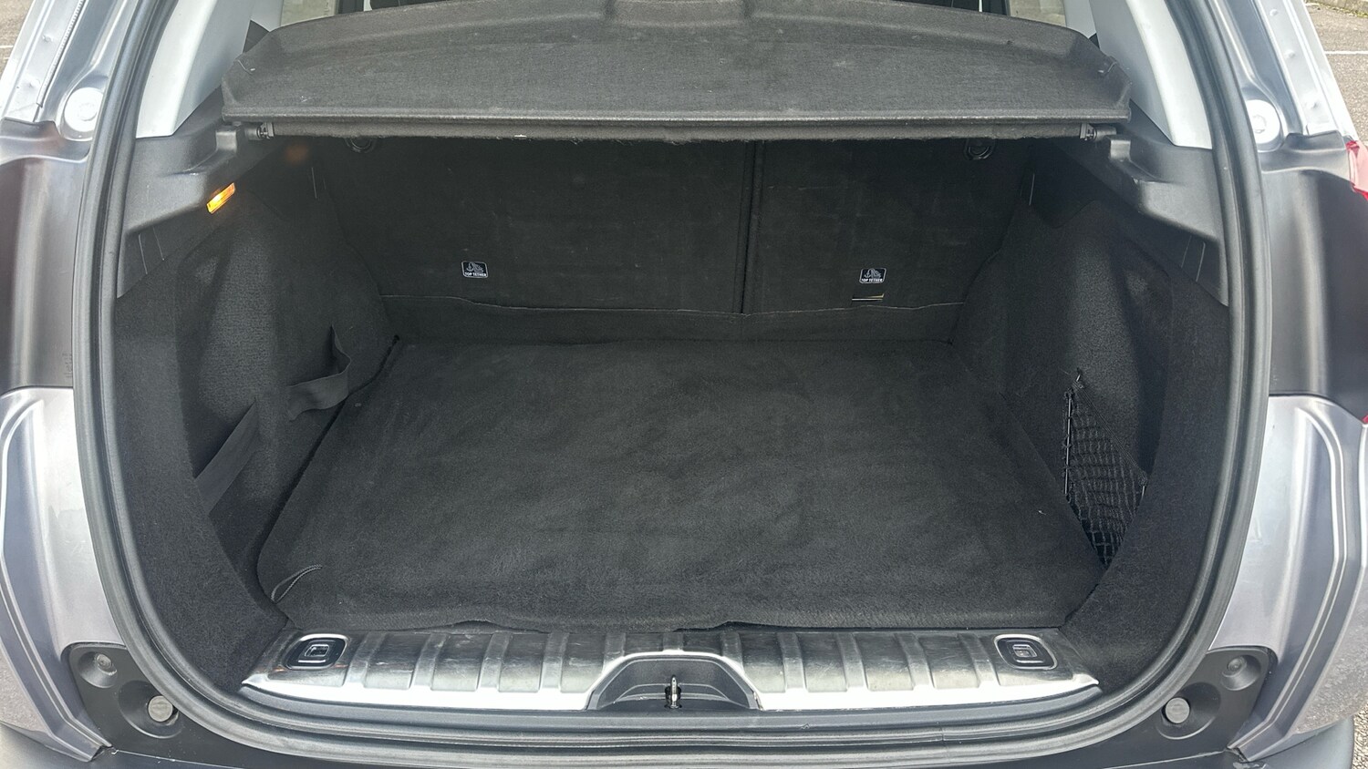 Used Peugeot 2008 2017 for sale - 77551350: Photo 19