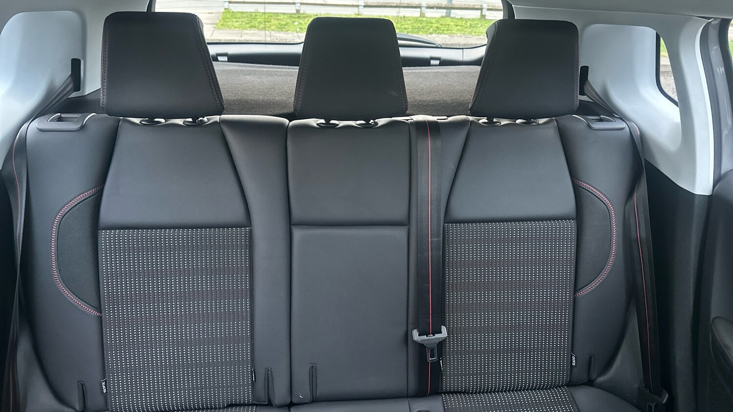 Used Peugeot 2008 2017 for sale - 77551350: Photo 25