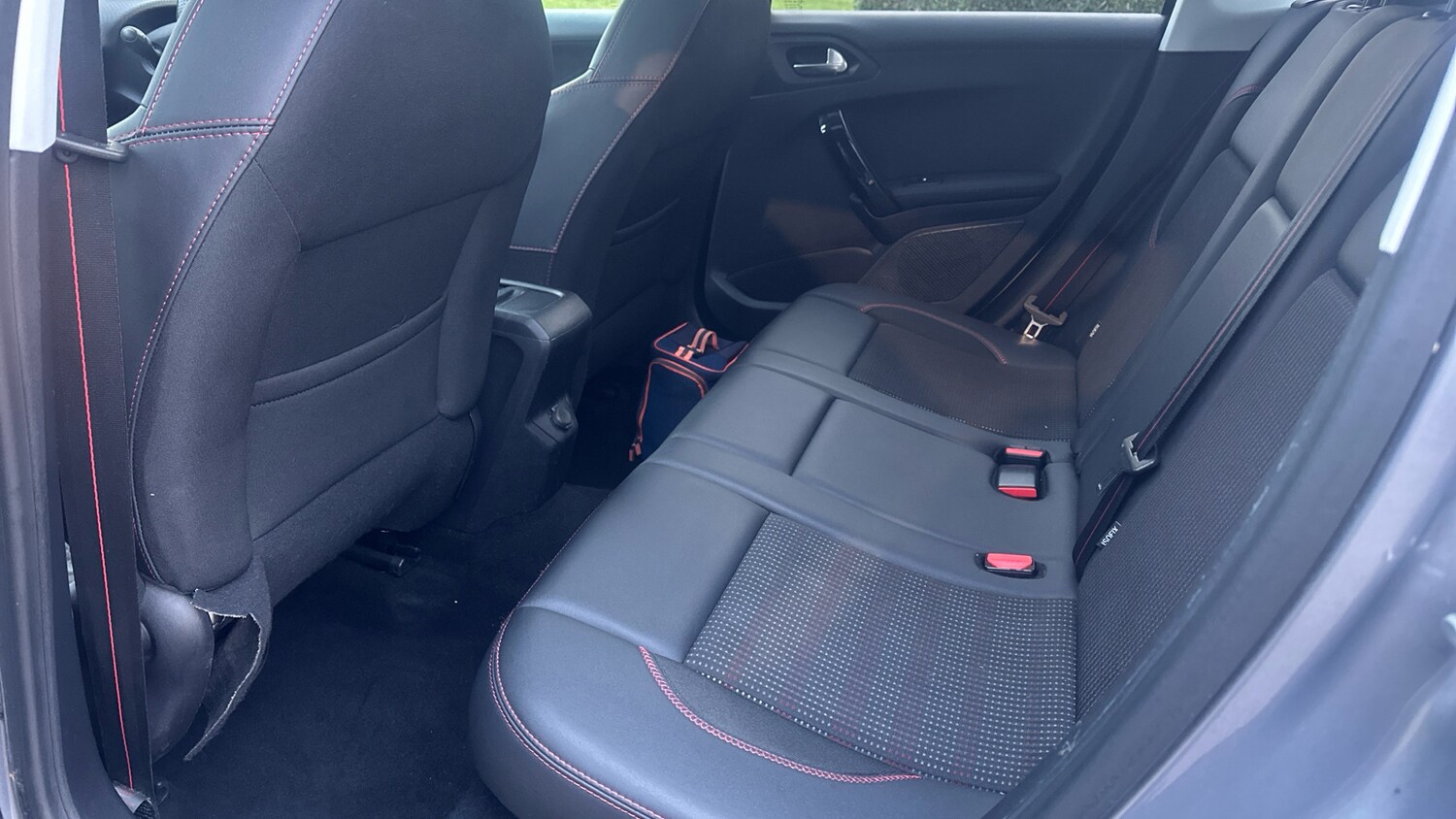 Used Peugeot 2008 2017 for sale - 77551350: Photo 31