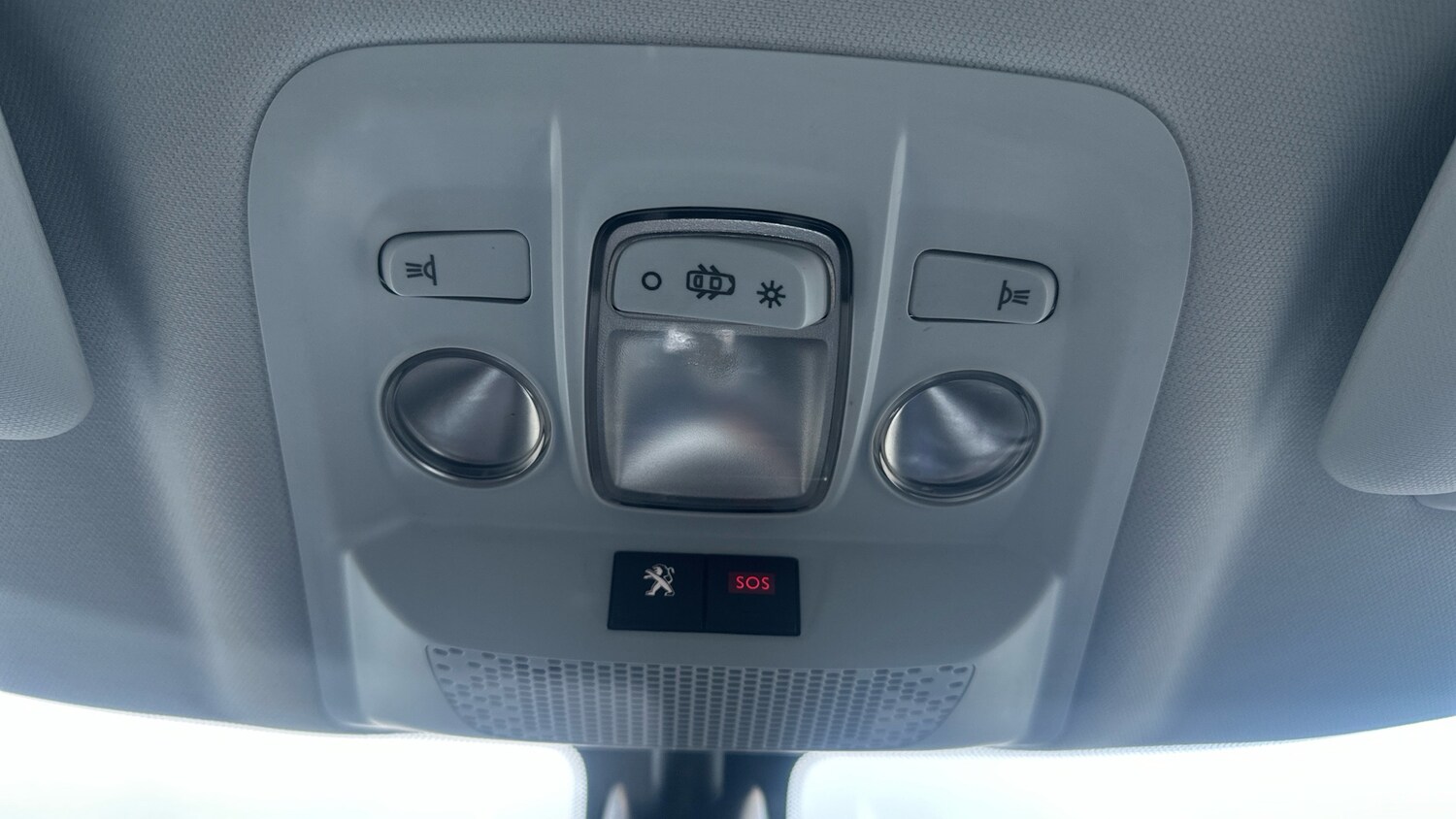 Used Peugeot 2008 2017 for sale - 77551350: Photo 36