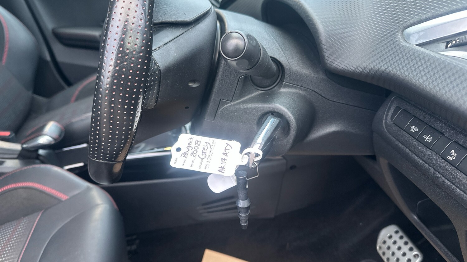 Used Peugeot 2008 2017 for sale - 77551350: Photo 37