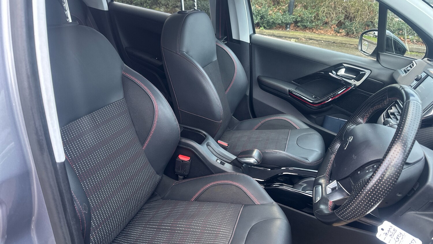 Used Peugeot 2008 2017 for sale - 77551350: Photo 39