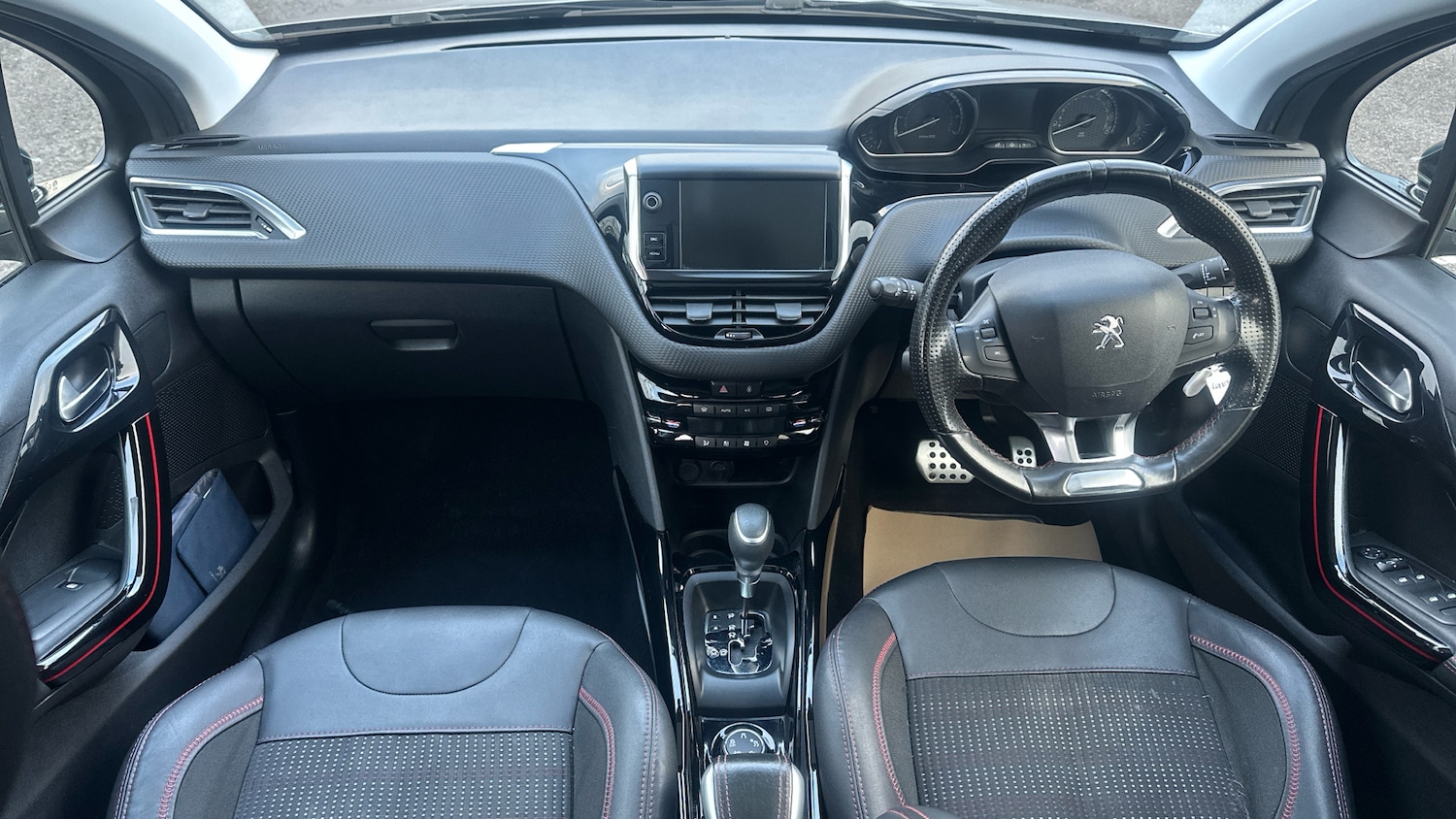 Used Peugeot 2008 2017 for sale - 77551350: Photo 4