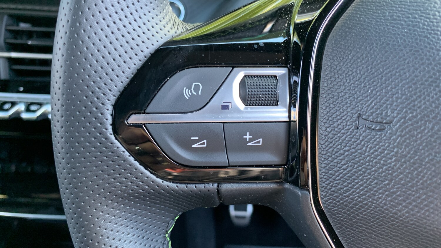 Used Peugeot 208 2024 for sale - 75811582: Photo 23