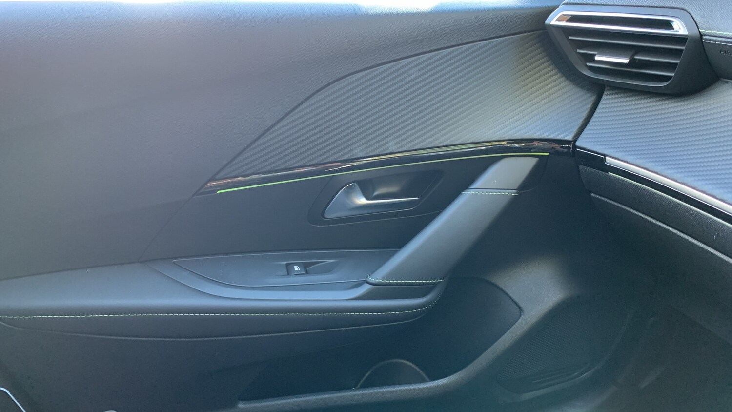 Used Peugeot 208 2024 for sale - 75811582: Photo 40