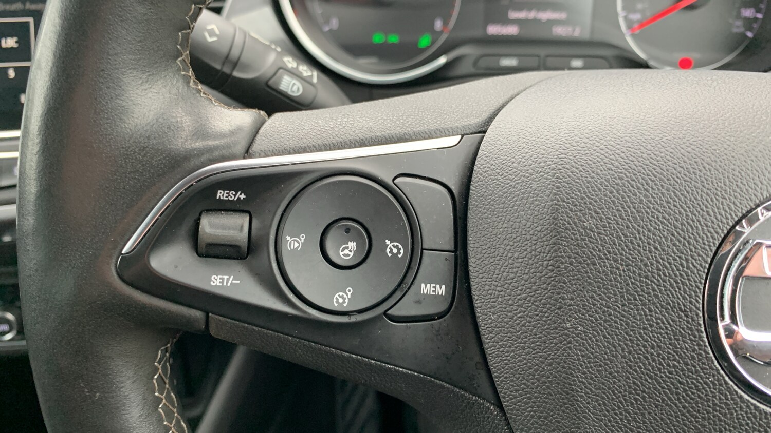 Used Vauxhall Crossland 2022 for sale - 76228695: Photo 23