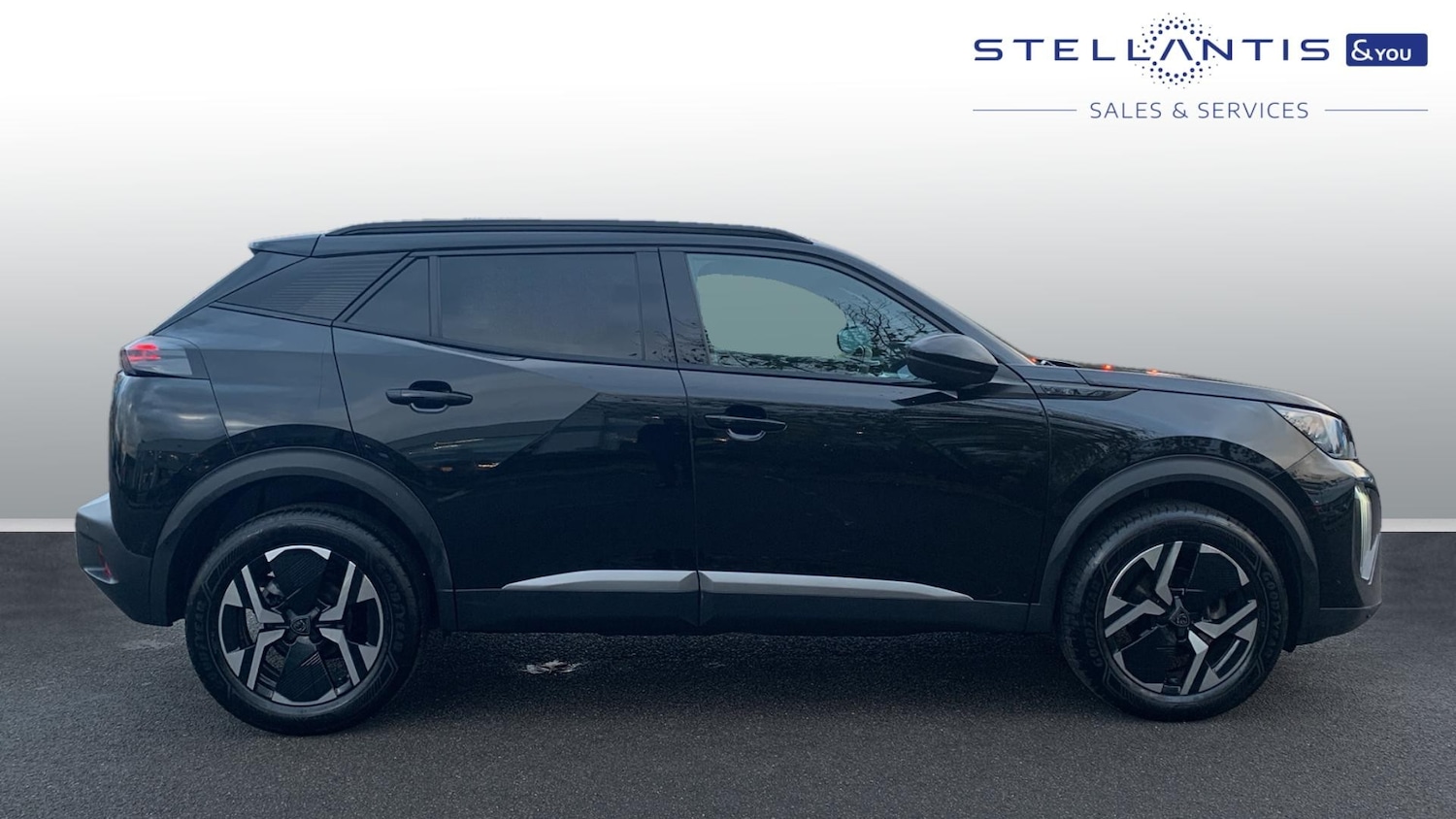 Used Peugeot 2008 2024 for sale - 76621443: Photo 2