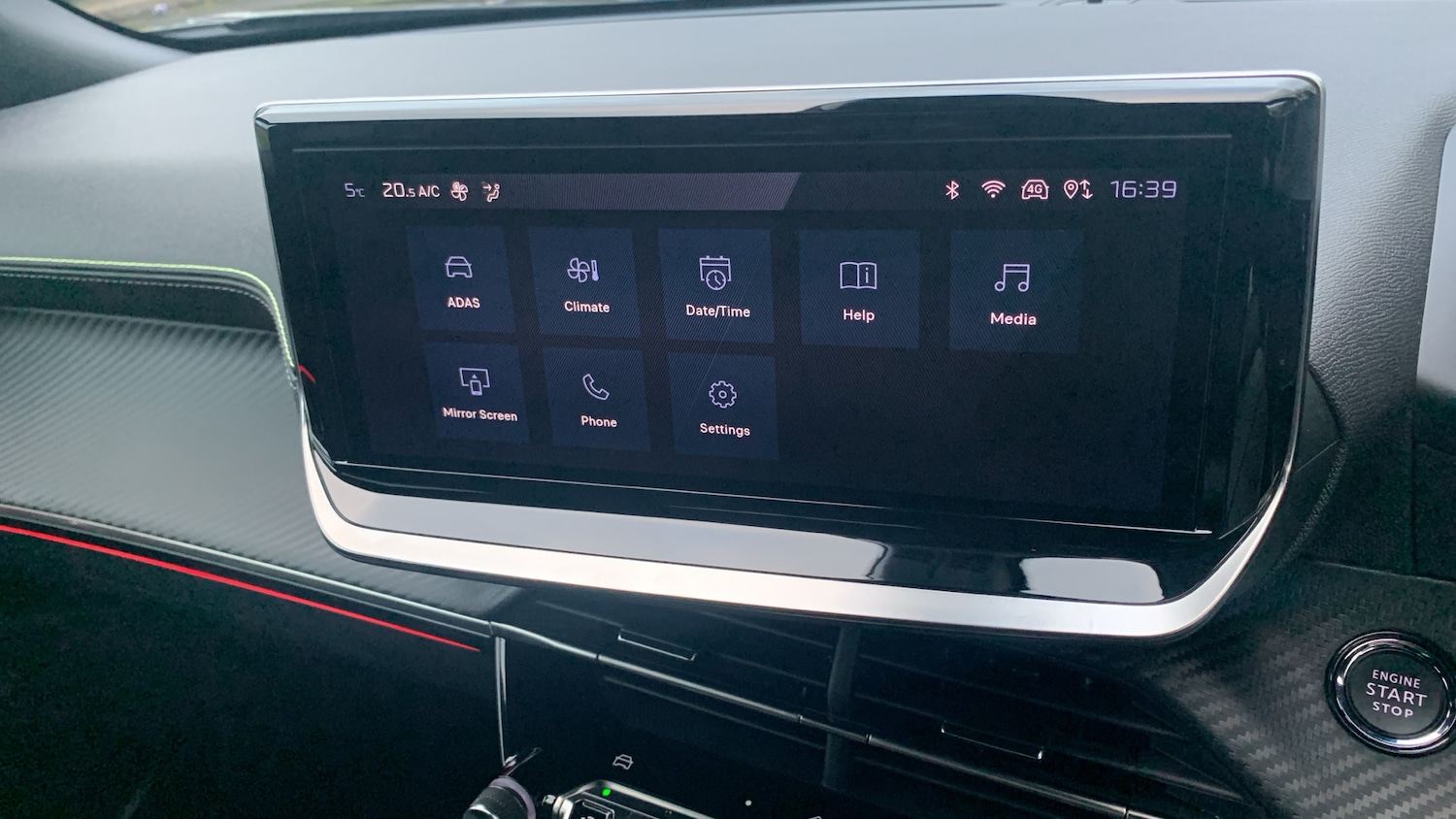 Used Peugeot 2008 2024 for sale - 76621443: Photo 30