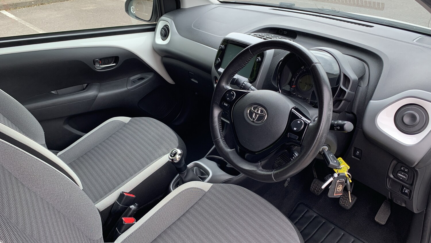 Used Toyota AYGO 2019 for sale - 76095547: Photo 11