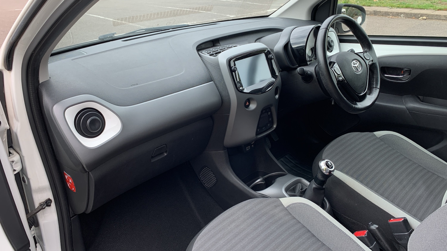Used Toyota AYGO 2019 for sale - 76095547: Photo 12