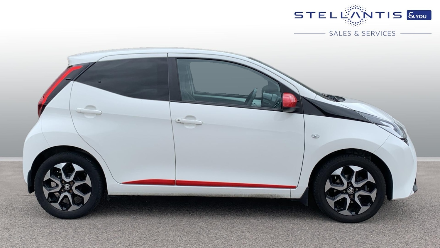 Used Toyota AYGO 2019 for sale - 76095547: Photo 2