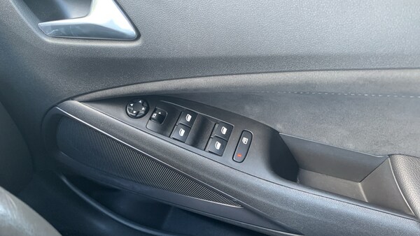 Used Vauxhall Crossland 2021 for sale - 75979411: Photo 22