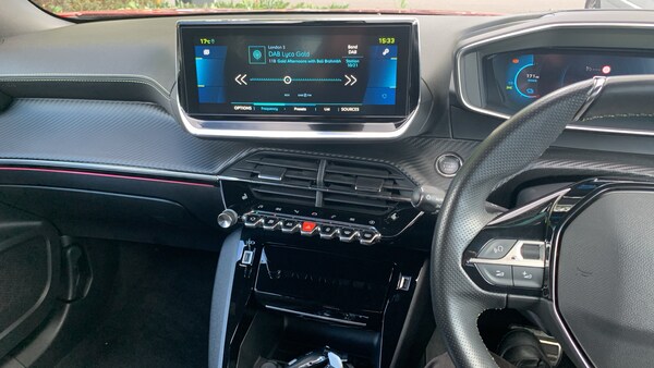 Used Peugeot 2008 2021 for sale - 76003070: Photo 10