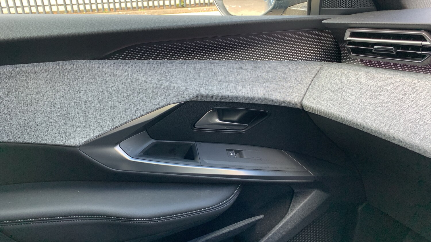 Used Peugeot 3008 2024 for sale - 76190402: Photo 41