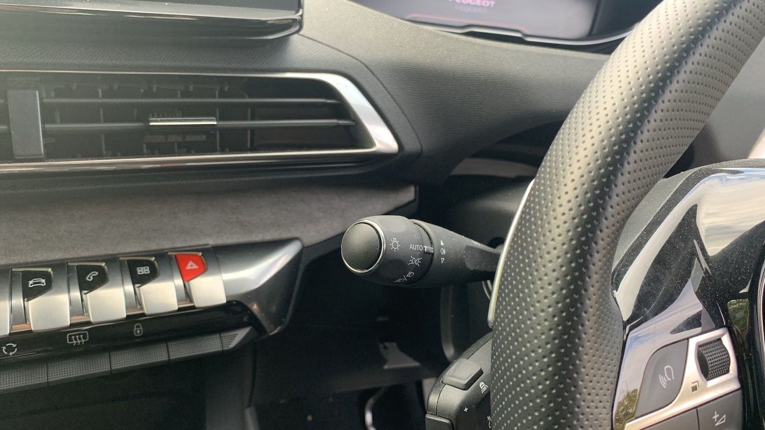 Used Peugeot 5008 2024 for sale - 76308005: Photo 27