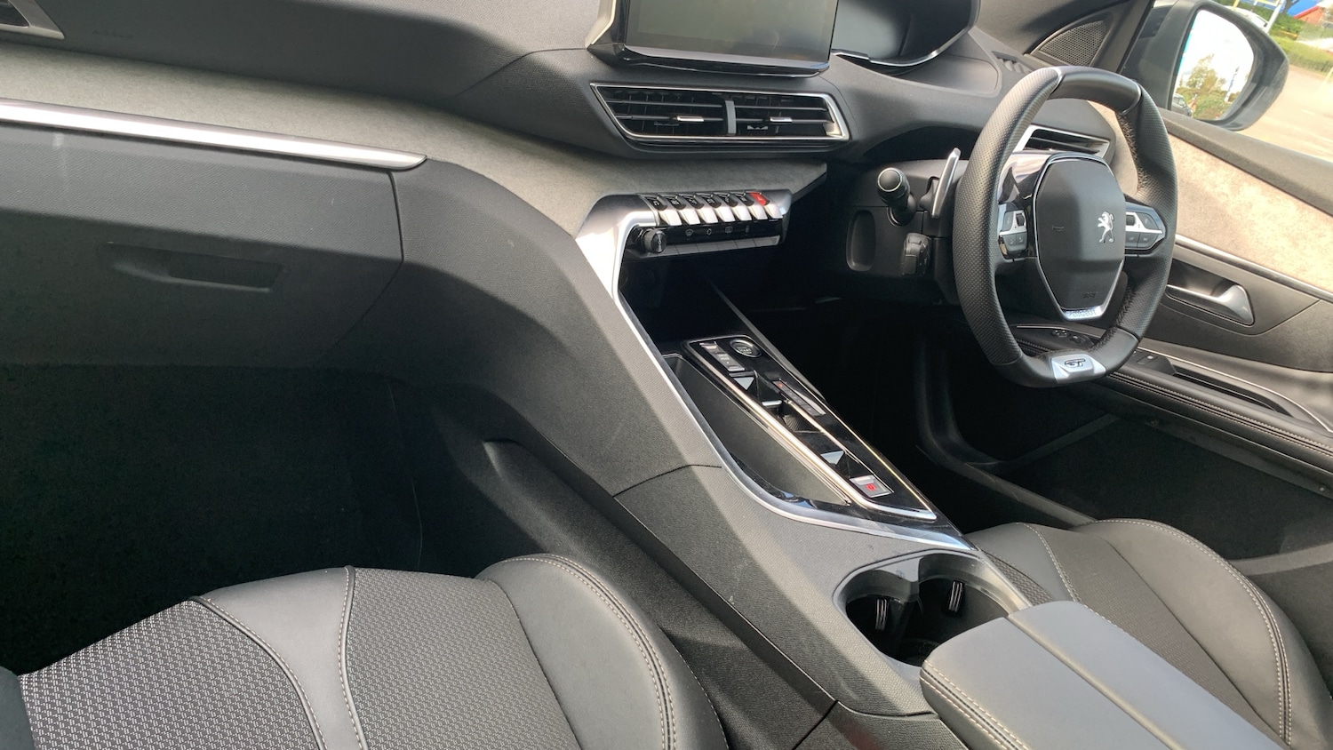 Used Peugeot 5008 2024 for sale - 76308005: Photo 4