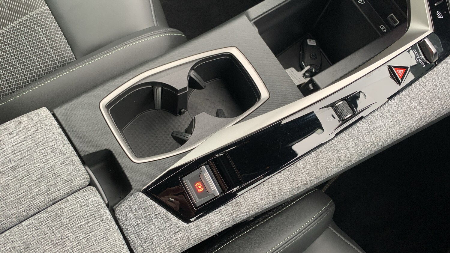 Used Peugeot 5008 2025 for sale - 76190379: Photo 21