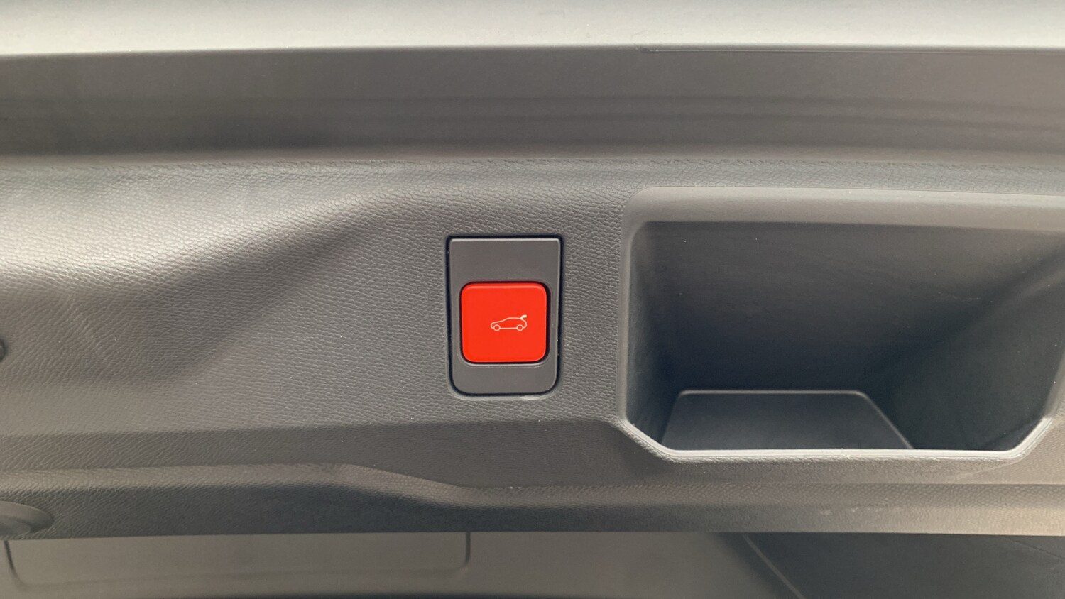 Used Peugeot 5008 2025 for sale - 76190379: Photo 34