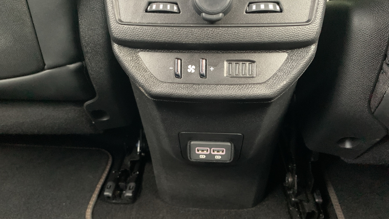 Used Peugeot 5008 2024 for sale - 75942612: Photo 30