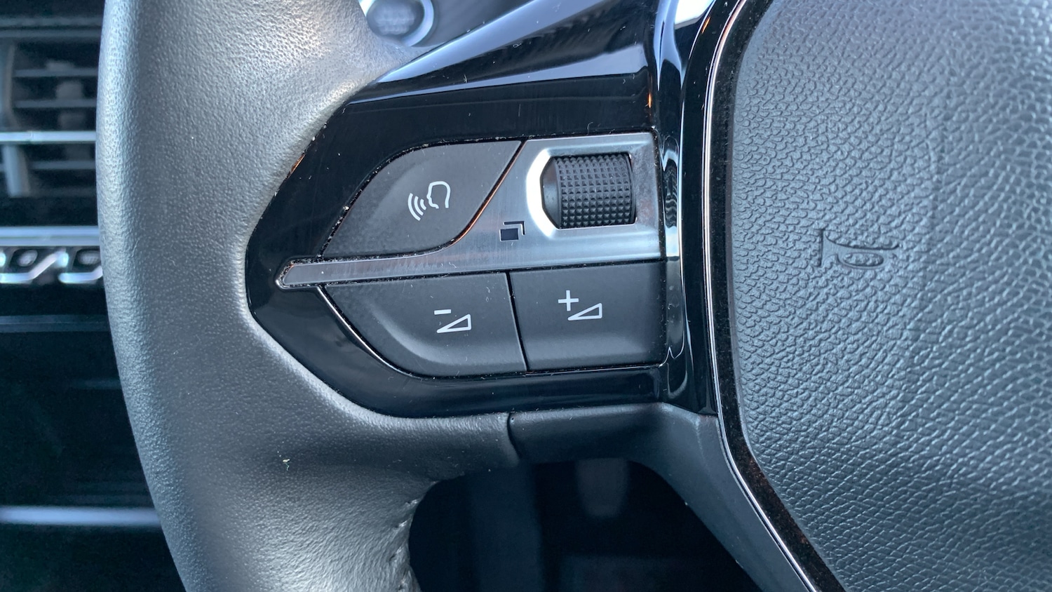 Used Peugeot 208 2022 for sale - 76574265: Photo 24