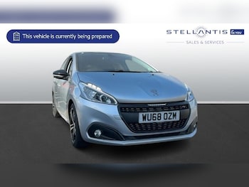 Used Peugeot 208 2018 for sale - 78481771: Photo