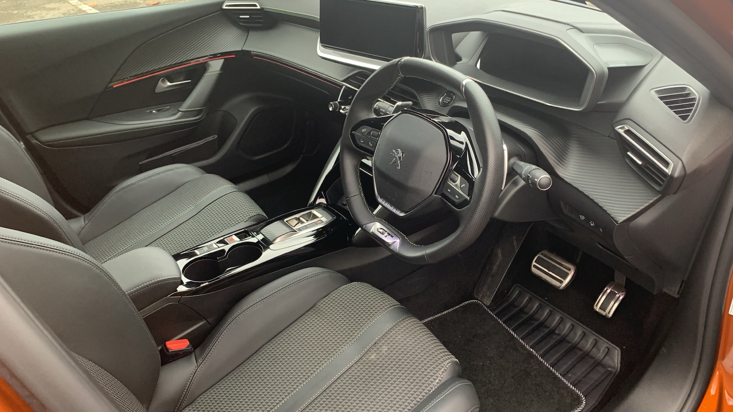 Used Peugeot 2008 2022 for sale - 76586421: Photo 11