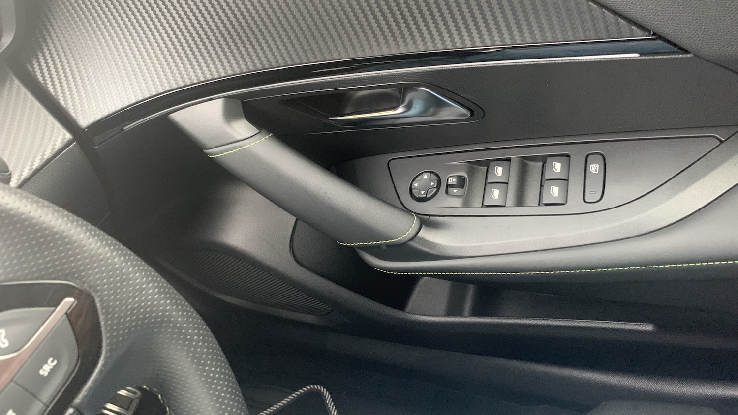 Used Peugeot 2008 2022 for sale - 76586421: Photo 22