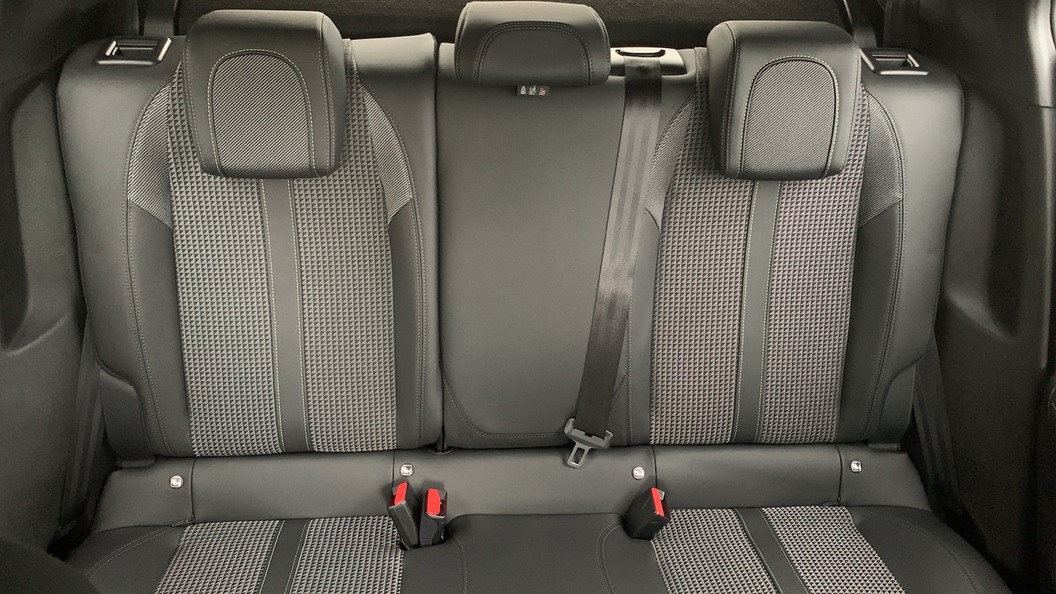 Used Peugeot 2008 2022 for sale - 76586421: Photo 25