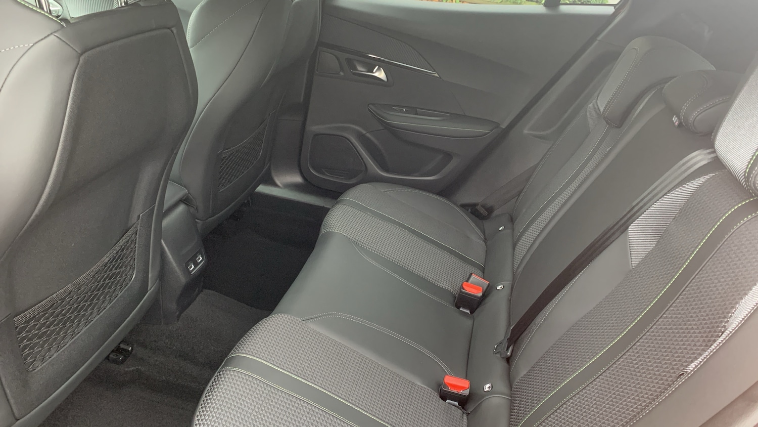 Used Peugeot 2008 2022 for sale - 76586421: Photo 31