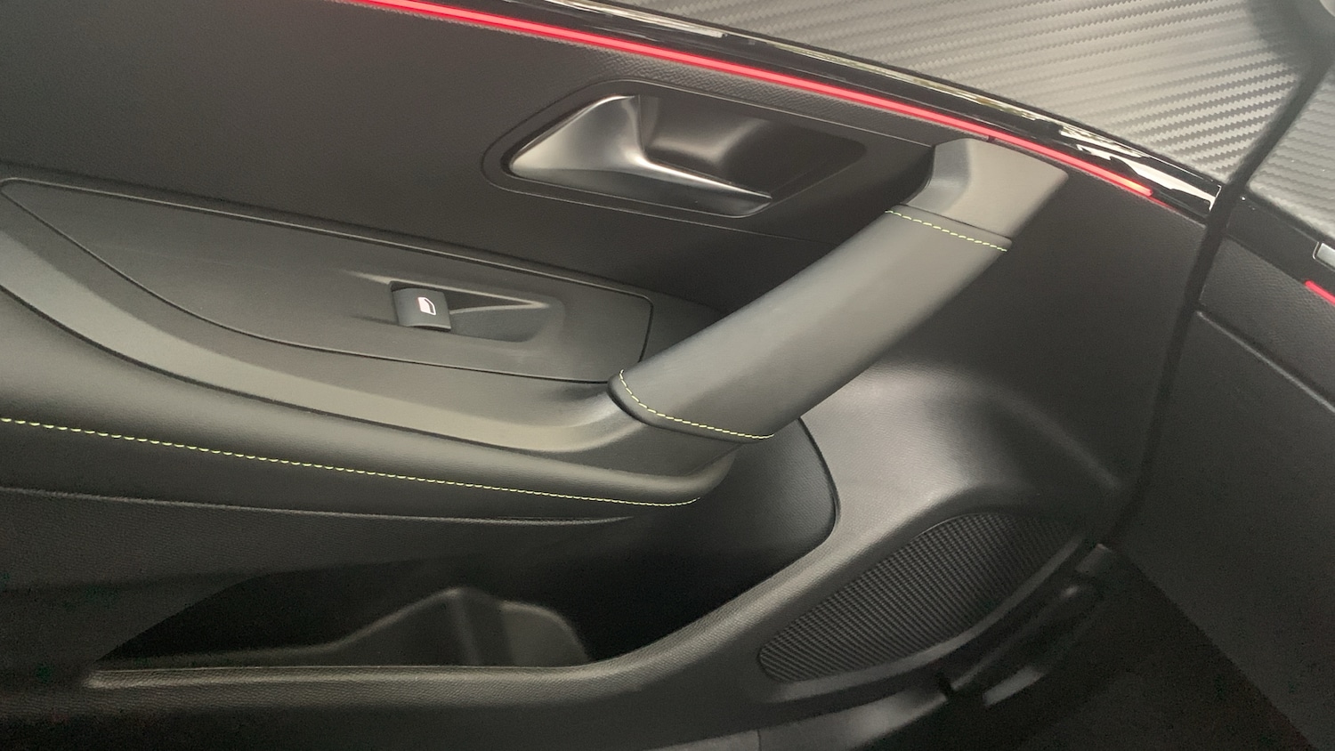 Used Peugeot 2008 2022 for sale - 76586421: Photo 36