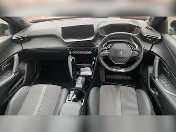 Used Peugeot 2008 2022 for sale - 76586421: Photo