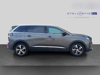Used Peugeot 5008 2023 for sale - 79781690: Photo