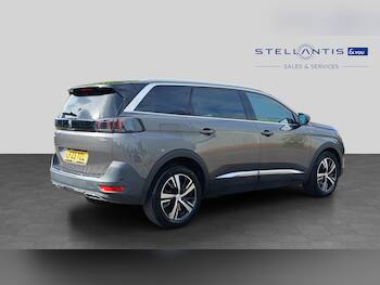 Used Peugeot 5008 2023 for sale - 79781690: Photo
