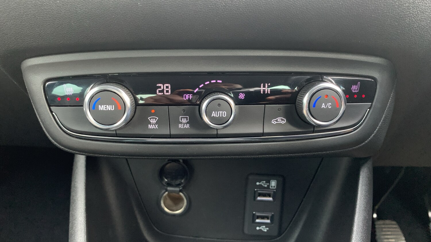 Used Vauxhall Crossland 2022 for sale - 77412851: Photo 32