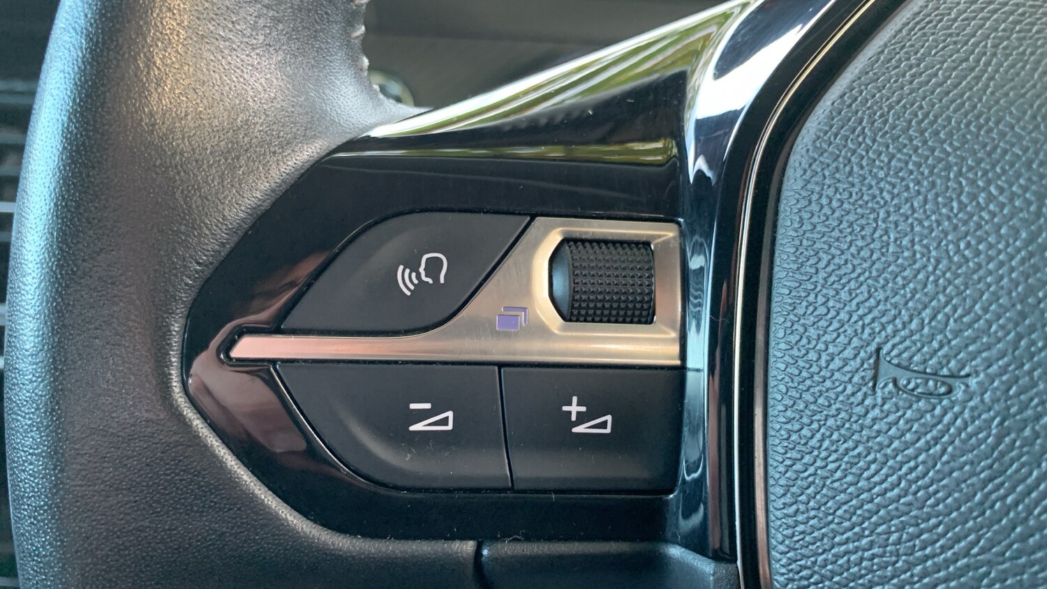 Used Peugeot 208 2021 for sale - 76458401: Photo 23