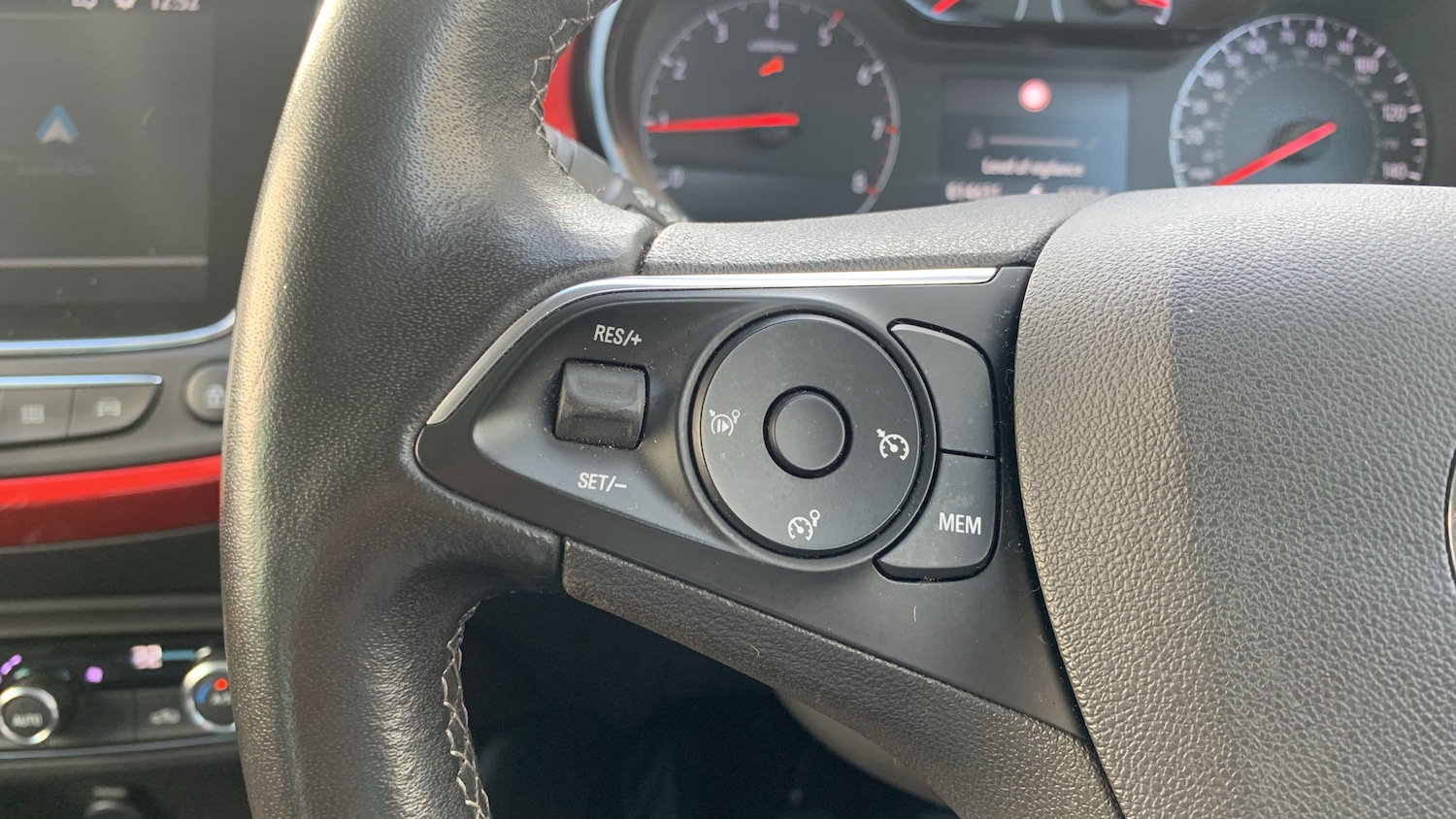 Used Vauxhall Crossland 2022 for sale - 78220575: Photo 23