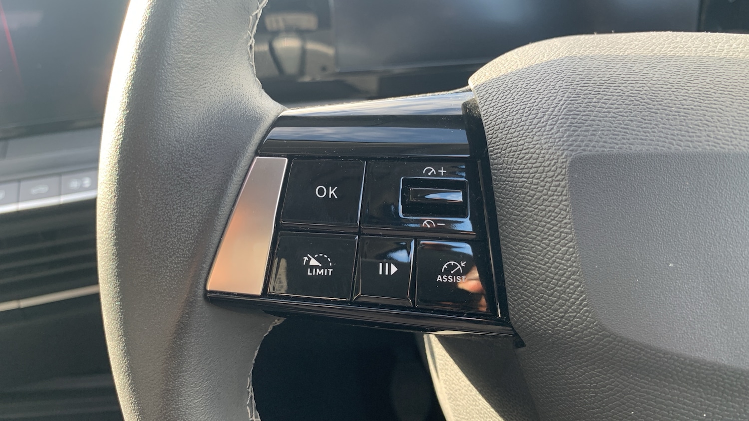 Used Vauxhall Astra 2022 for sale - 76307972: Photo 23