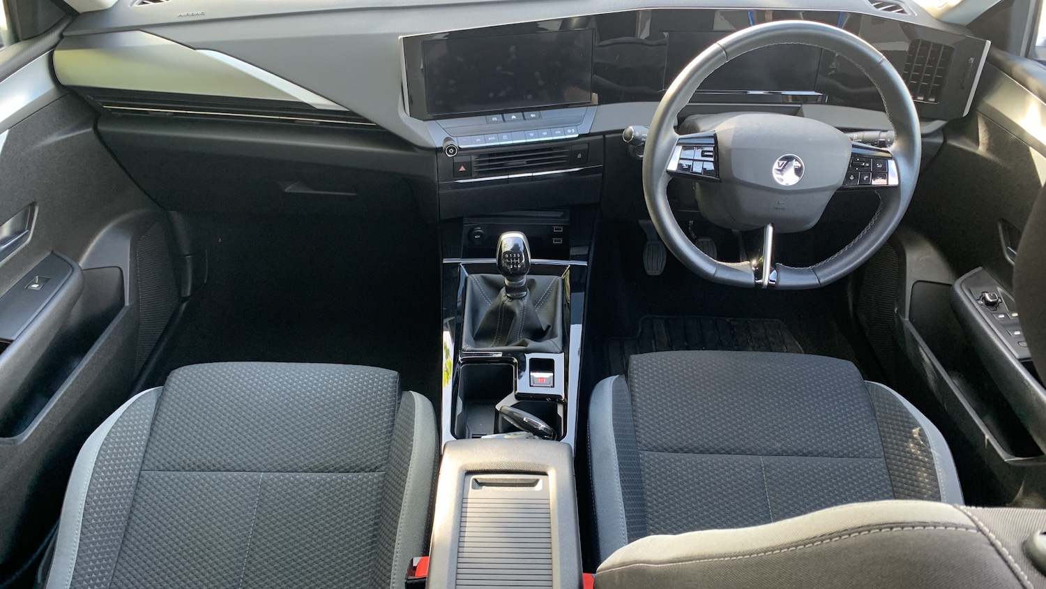 Used Vauxhall Astra 2022 for sale - 76307972: Photo 4